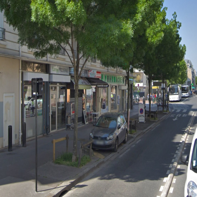 Location Immobilier Professionnel Local commercial Courbevoie (92400)